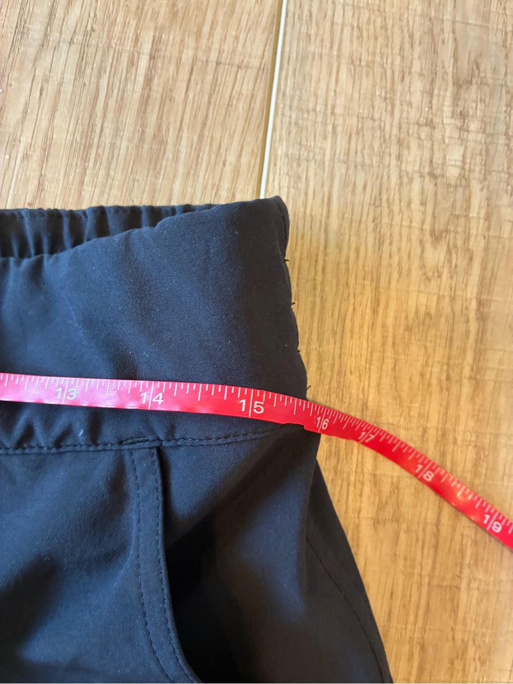 Athleta Black Wide-Leg Pull-On Pants pockets size 8 silky poly blend Athleisure - Picture 6 of 8